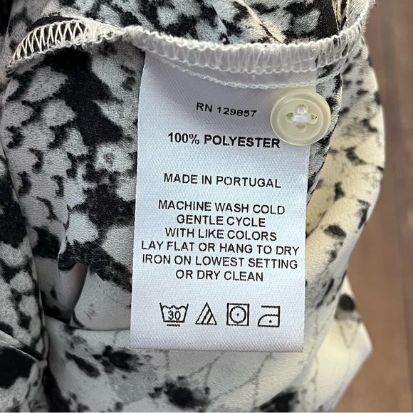 The Shirt Dress Rochelle Behrens Snake Print Womens size XS - Picture 3 of 3